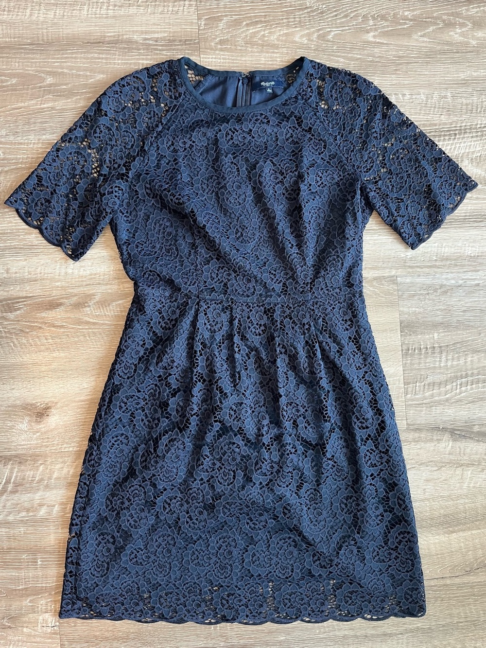 Madewell women’s size 6 back lace short sleeve midi dress